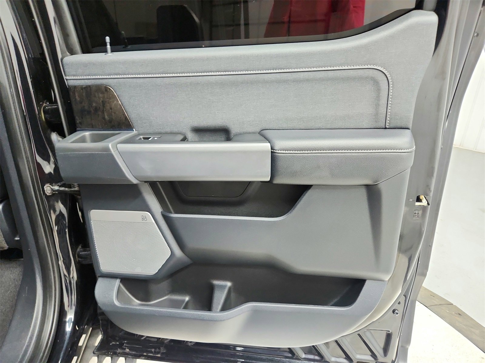 Used 2023 Ford F250 Lariat image 42