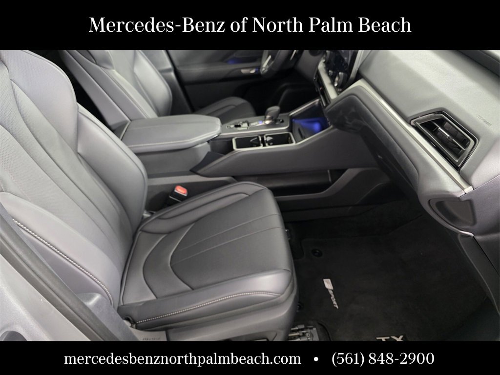 Used 2025 Lexus TX 500h AWD image 34