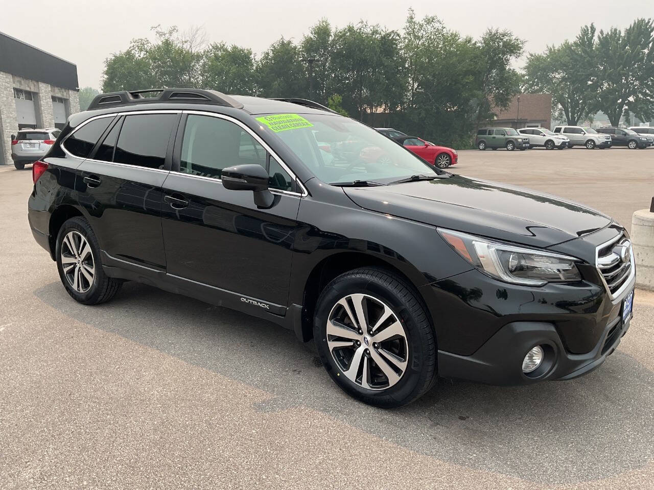 Used 2018 Subaru Outback 3.6R Limited AWD/4WD image 10