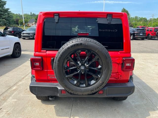 Certified 2025 Jeep Wrangler Unlimited Sahara AWD/4WD image 5
