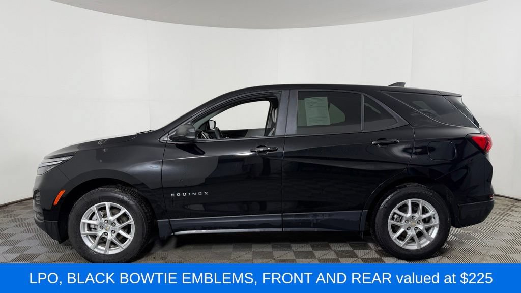 Used 2023 Chevrolet Equinox LS w/ LS Convenience Package AWD/4WD image 5