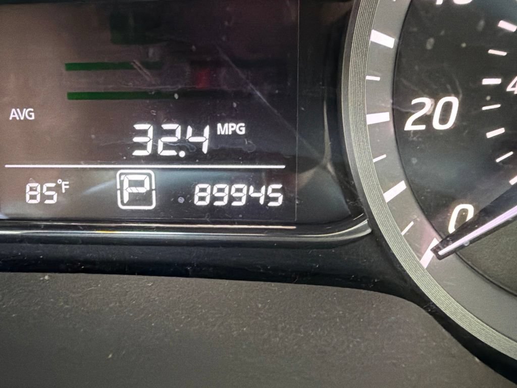 Used 2014 Nissan Sentra SV w/ SV Driver Package FWD image 17