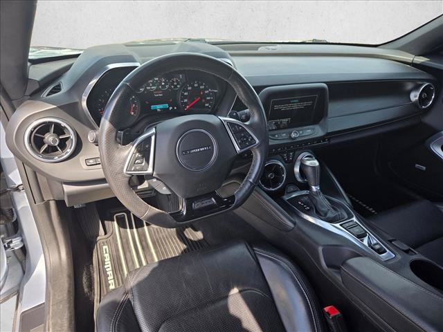 Used 2017 Chevrolet Camaro LT RWD image 12