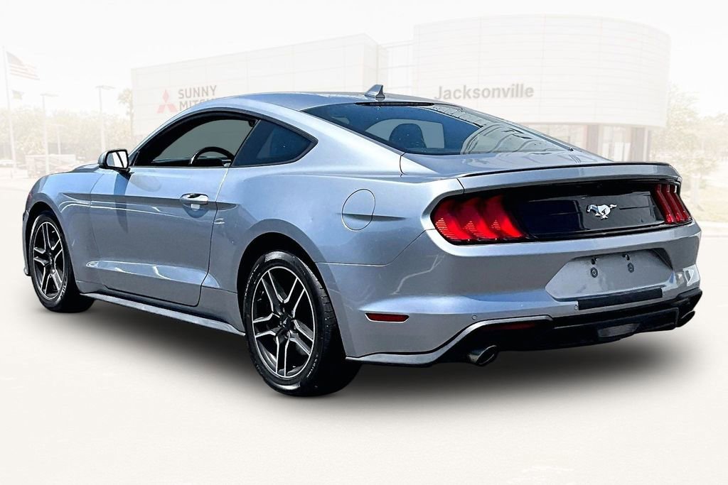 Used 2023 Ford Mustang Premium RWD image 4