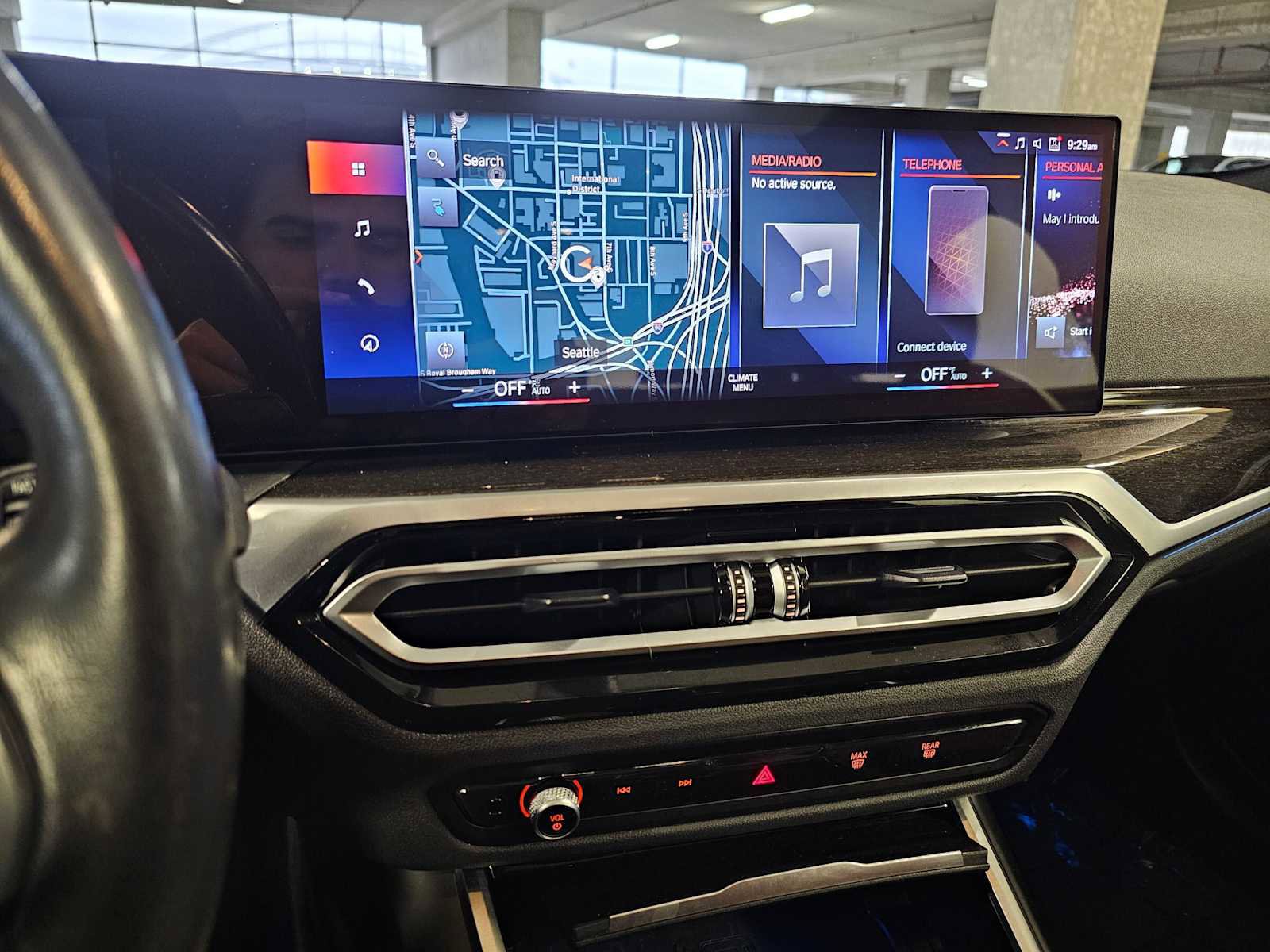 Used 2023 BMW i4 eDrive35 image 14