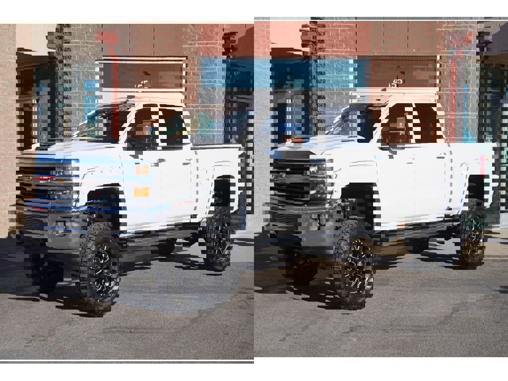 Used 2017 Chevrolet Silverado 3500 LTZ image 1