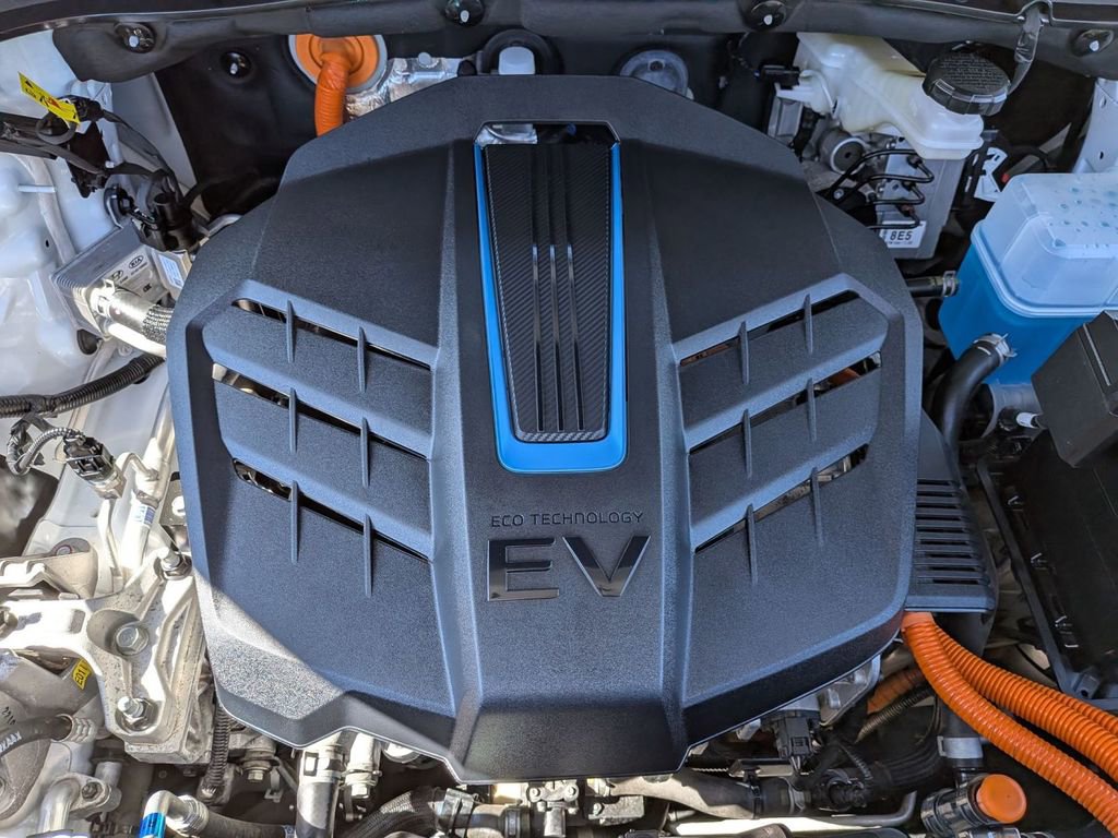 Certified 2023 Hyundai Kona SE w/ Cargo Package image 32