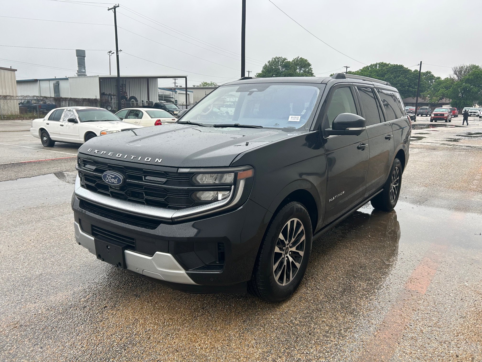 Used 2025 Ford Expedition Max Platinum AWD/4WD image 19