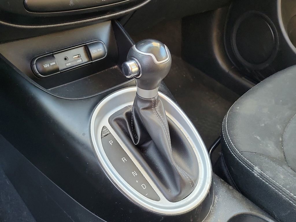 Used 2019 Kia Soul + image 23