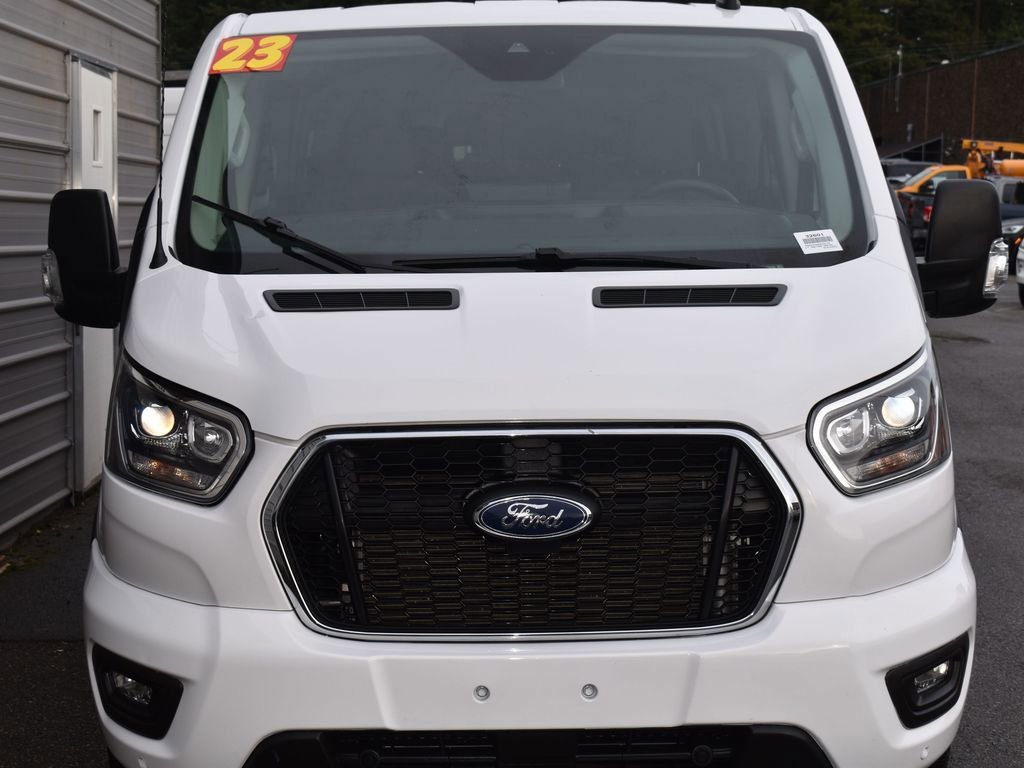 Used 2023 Ford Transit 350 XLT video 3