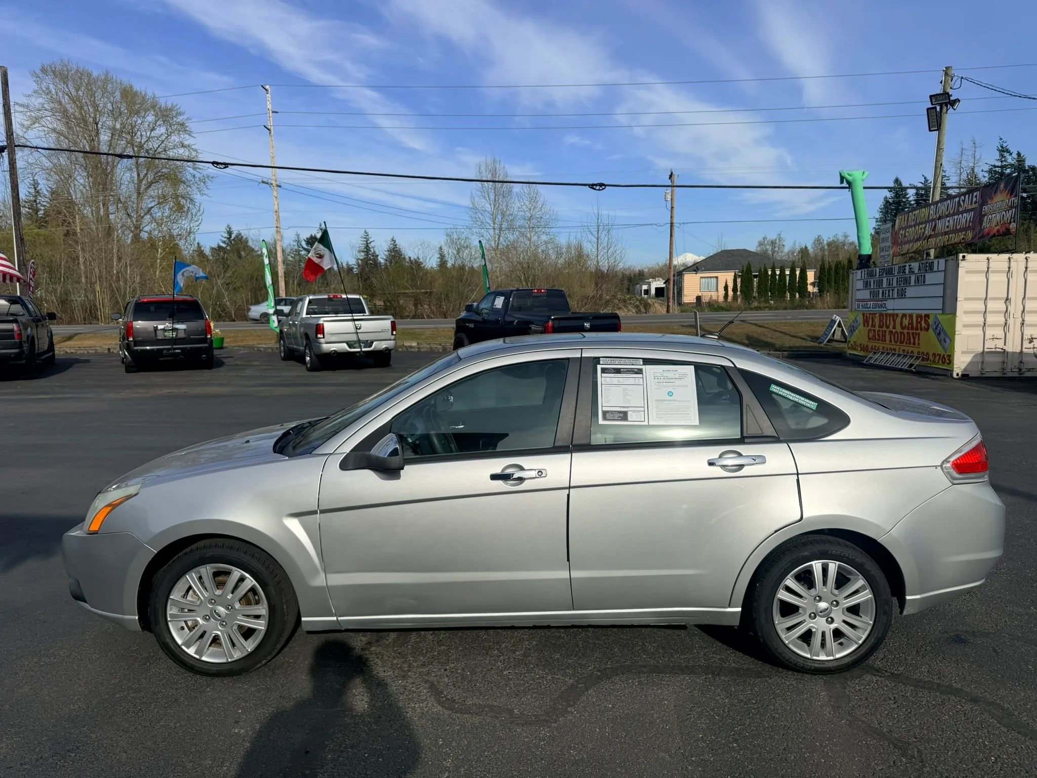 Used 2010 Ford Focus SEL FWD image 4