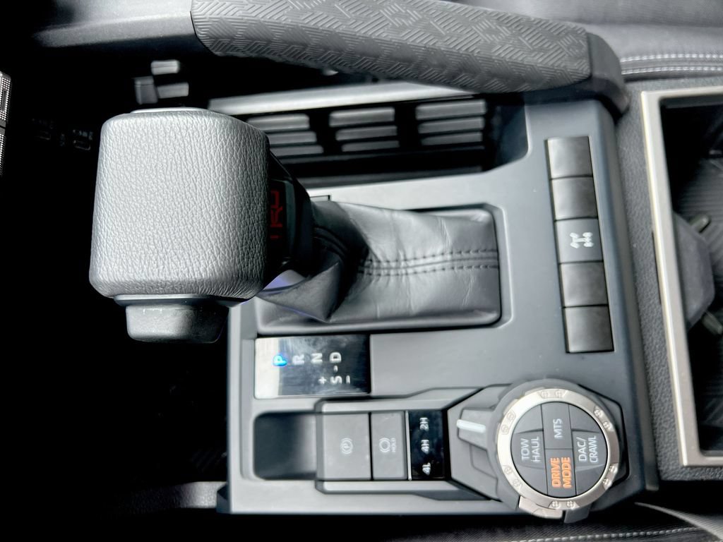 Used 2024 Toyota Tacoma TRD Off-Road AWD/4WD image 14