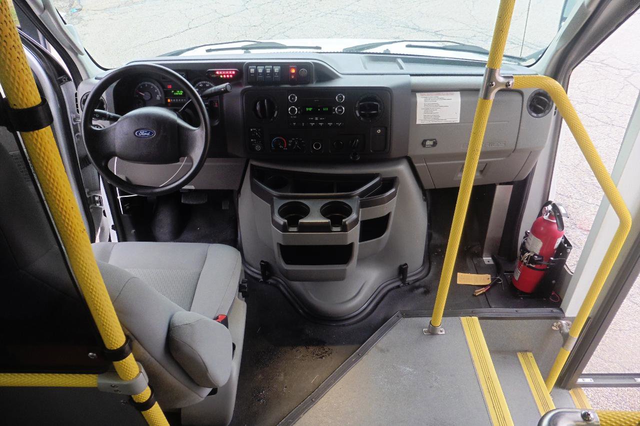 Used 2017 Ford E-450 and Econoline 450 Super Duty w/ Shuttle Bus Prep Package RWD image 12