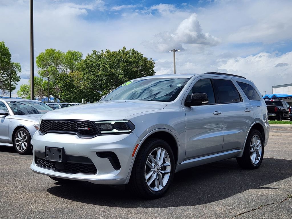 Used 2024 Dodge Durango GT AWD/4WD image 3