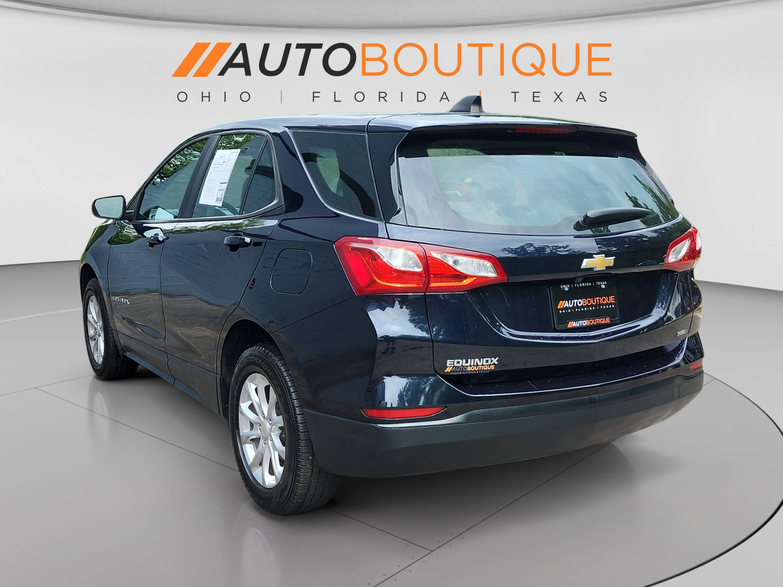 Used 2021 Chevrolet Equinox LS AWD/4WD image 3