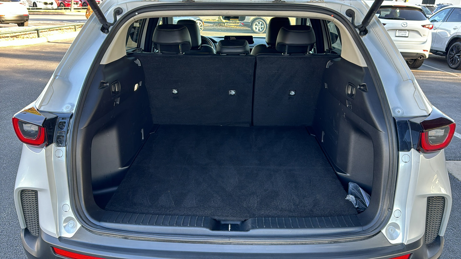 Certified 2024 MAZDA CX-50 AWD 2.5 S w/ Preferred Package image 18