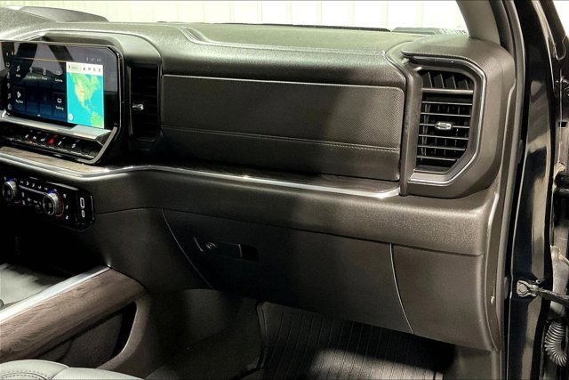 Used 2025 Chevrolet Silverado 2500 LTZ w/ Z71 Chrome Sport Edition AWD/4WD image 16