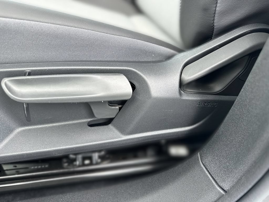 New 2026 Volkswagen ID.4 Pro RWD image 14