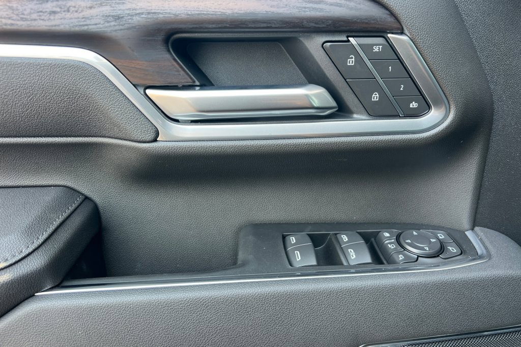 New 2026 GMC Sierra 2500 SLT image 8