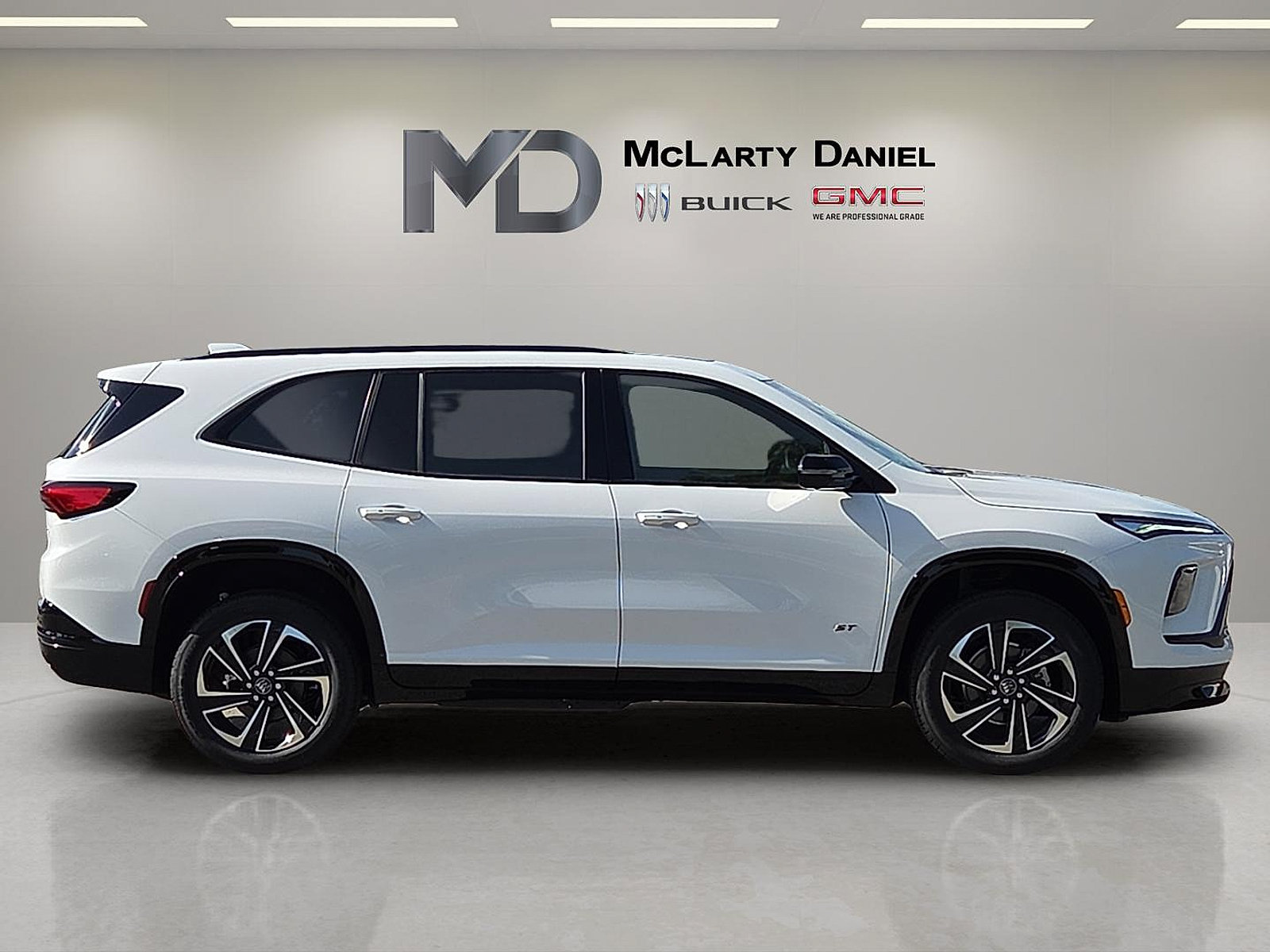 New 2027 Buick Enclave Sport Touring w/ Power Package FWD image 6