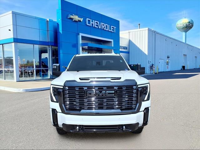 Used 2024 GMC Sierra 3500 Denali Ultimate image 9