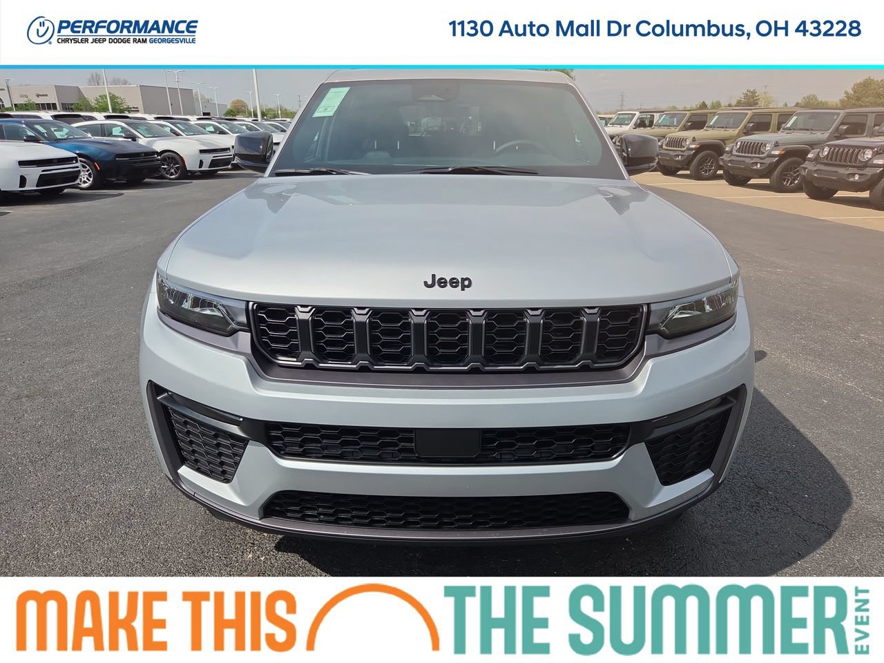 New 2026 Jeep Grand Cherokee Limited w/ Limited Altitude Package AWD/4WD image 2