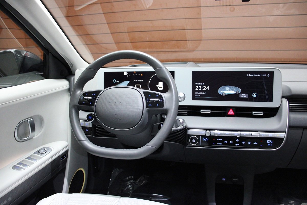 Used 2024 Hyundai Ioniq 5 Limited RWD image 12