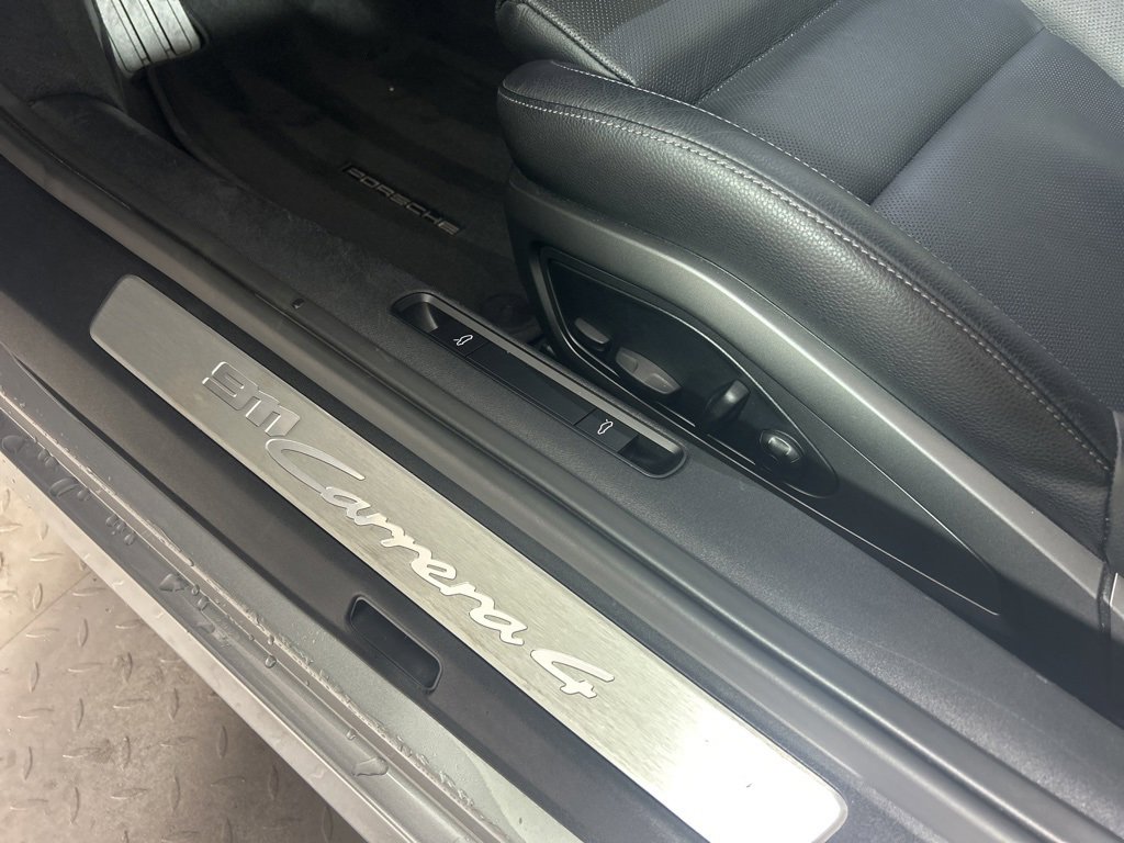 Certified 2024 Porsche 911 Carrera 4 w/ Premium Package image 14