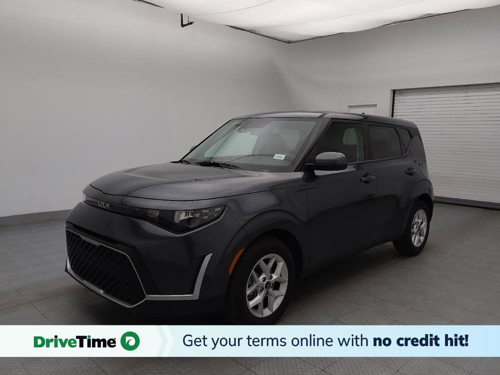 Used 2025 Kia Soul LX w/ LX Technology Package image 1