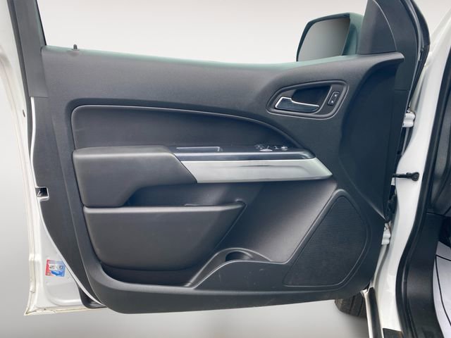 Used 2022 Chevrolet Colorado LT w/ Fleet Safety Package image 16