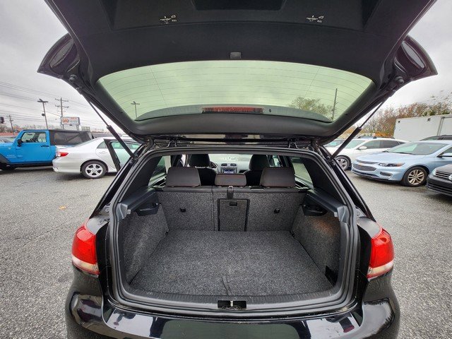 Used 2013 Volkswagen Golf 4-Door image 21