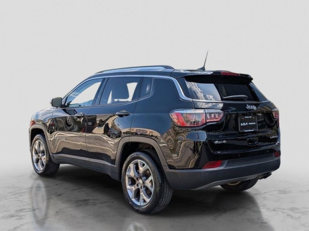 Used 2018 Jeep Compass Limited w/ Navigation Group image 10