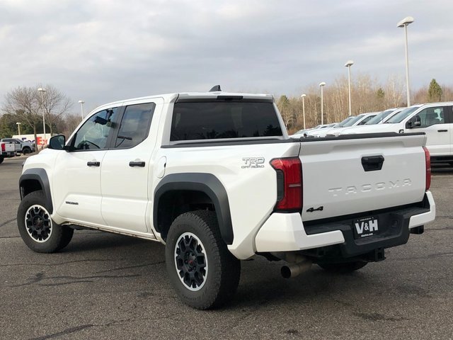 Used 2024 Toyota Tacoma TRD Off-Road image 25