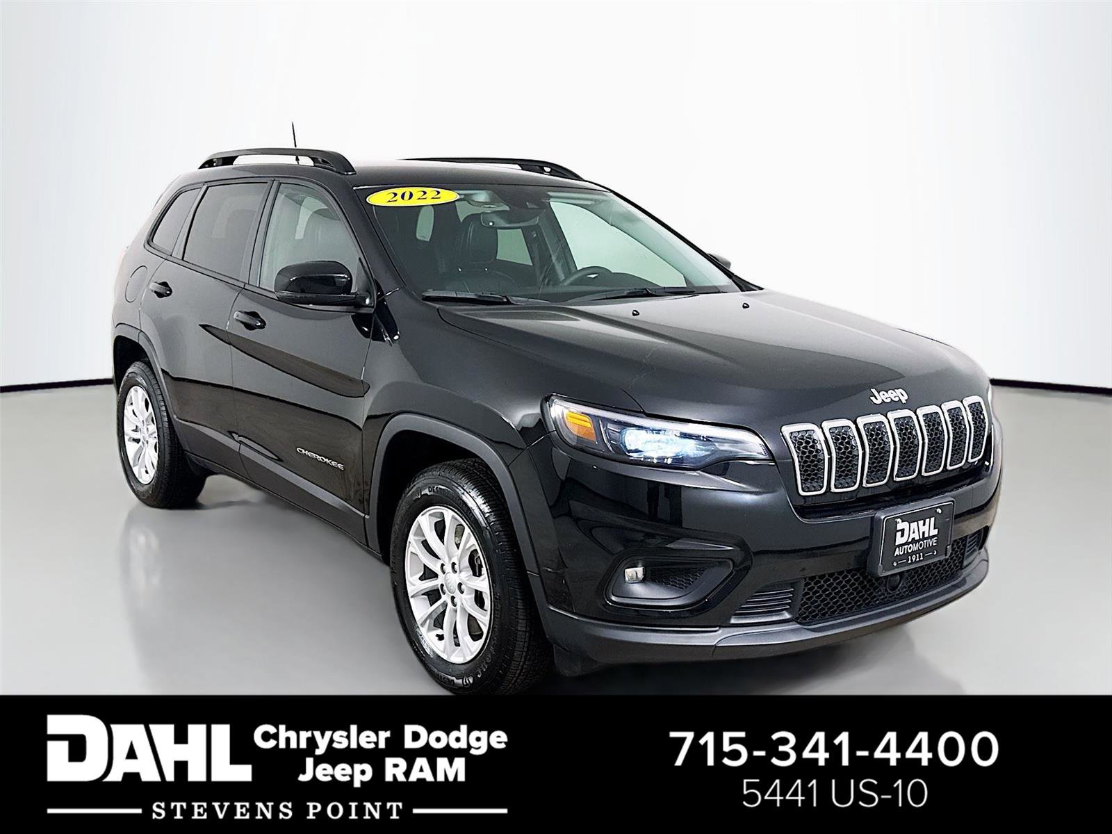 Used 2022 Jeep Cherokee Latitude Lux image 1