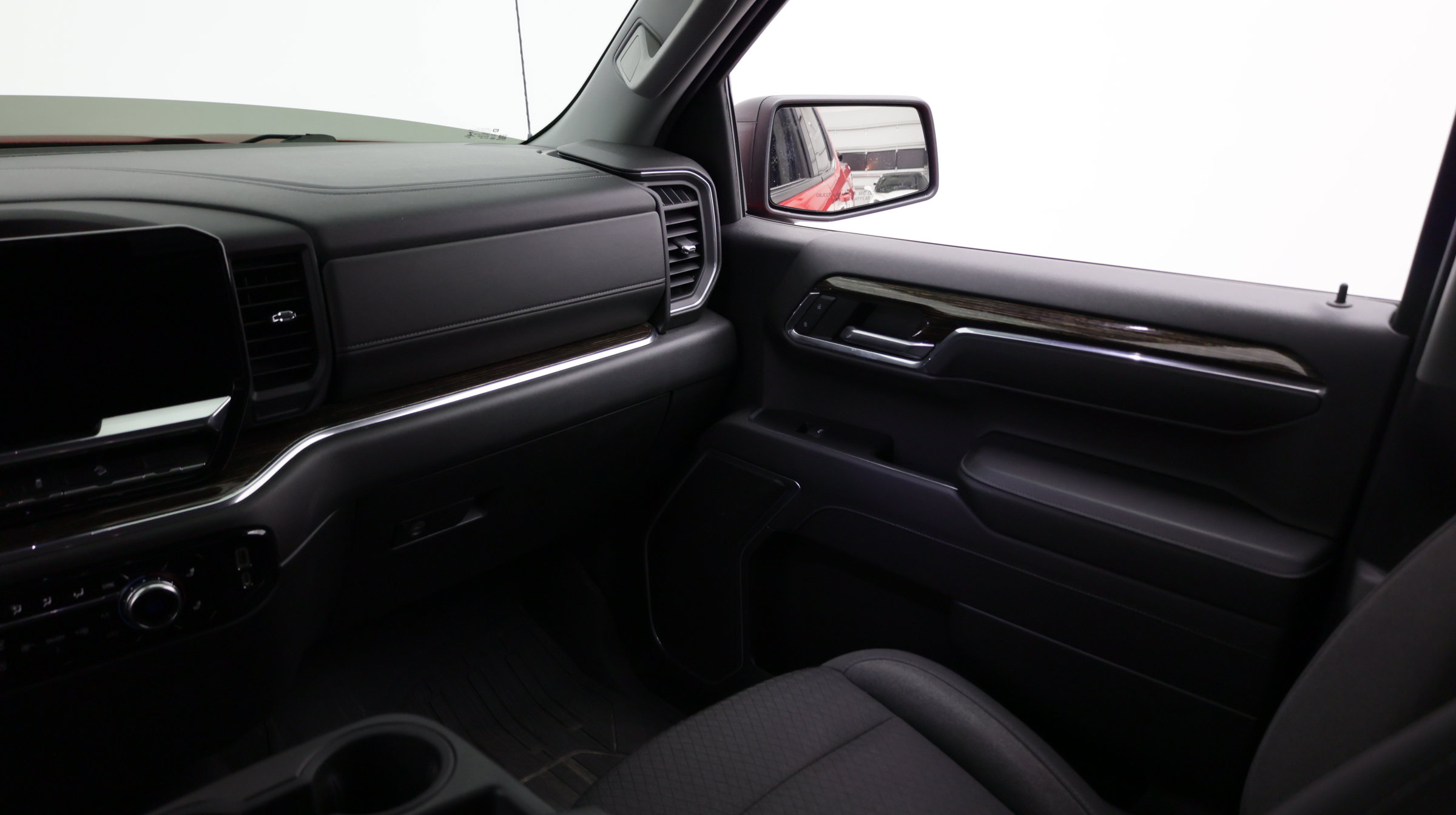 Used 2023 GMC Sierra 1500 Elevation w/ LPO, Elevation Black Package AWD/4WD image 33