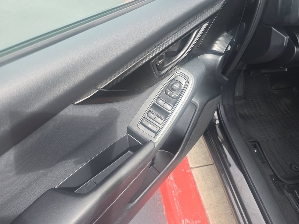 Used 2020 Subaru Impreza 2.0i AWD/4WD image 11
