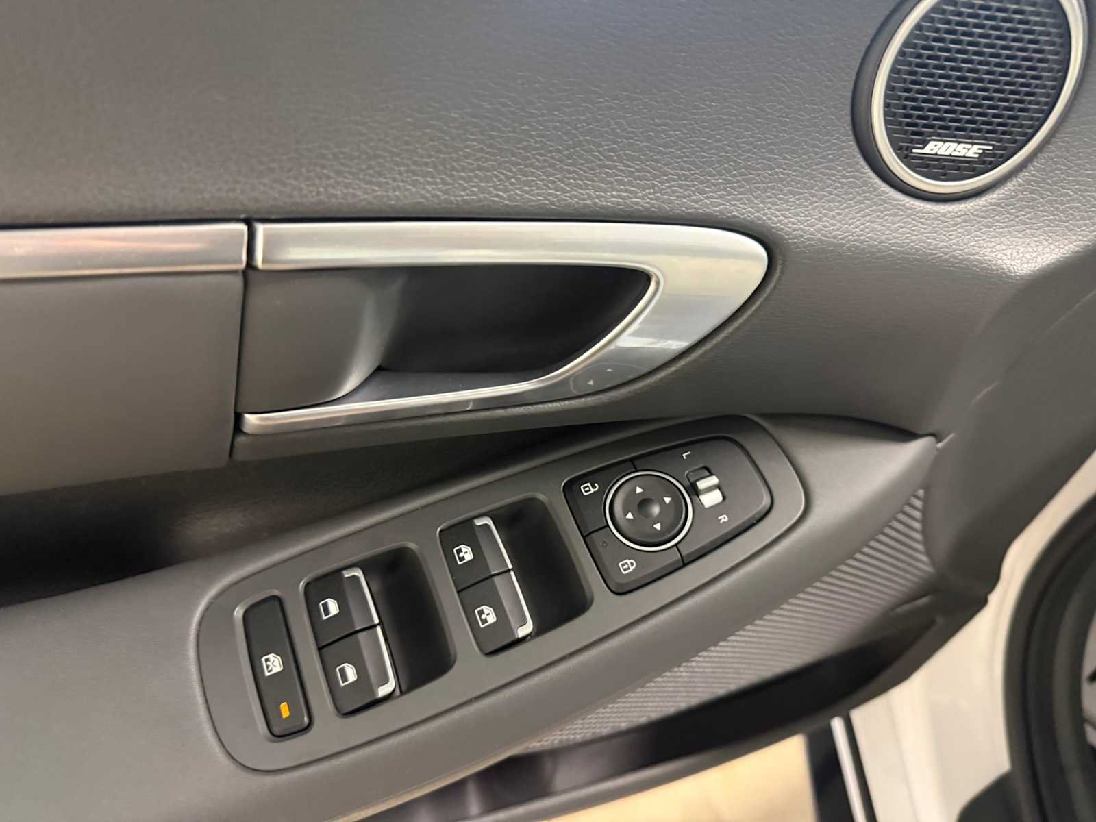 Used 2020 Hyundai Sonata SEL w/ Premium + Sunroof Package FWD image 21