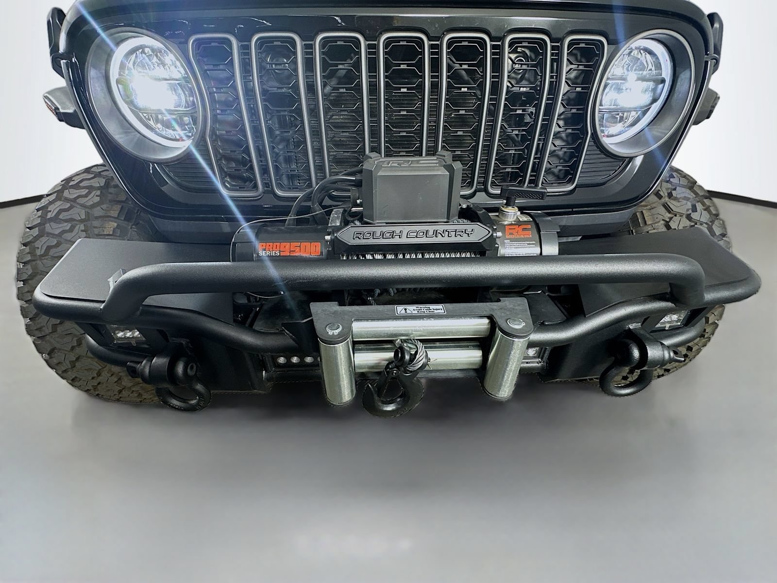Used 2025 Jeep Wrangler Unlimited Rubicon AWD/4WD image 31