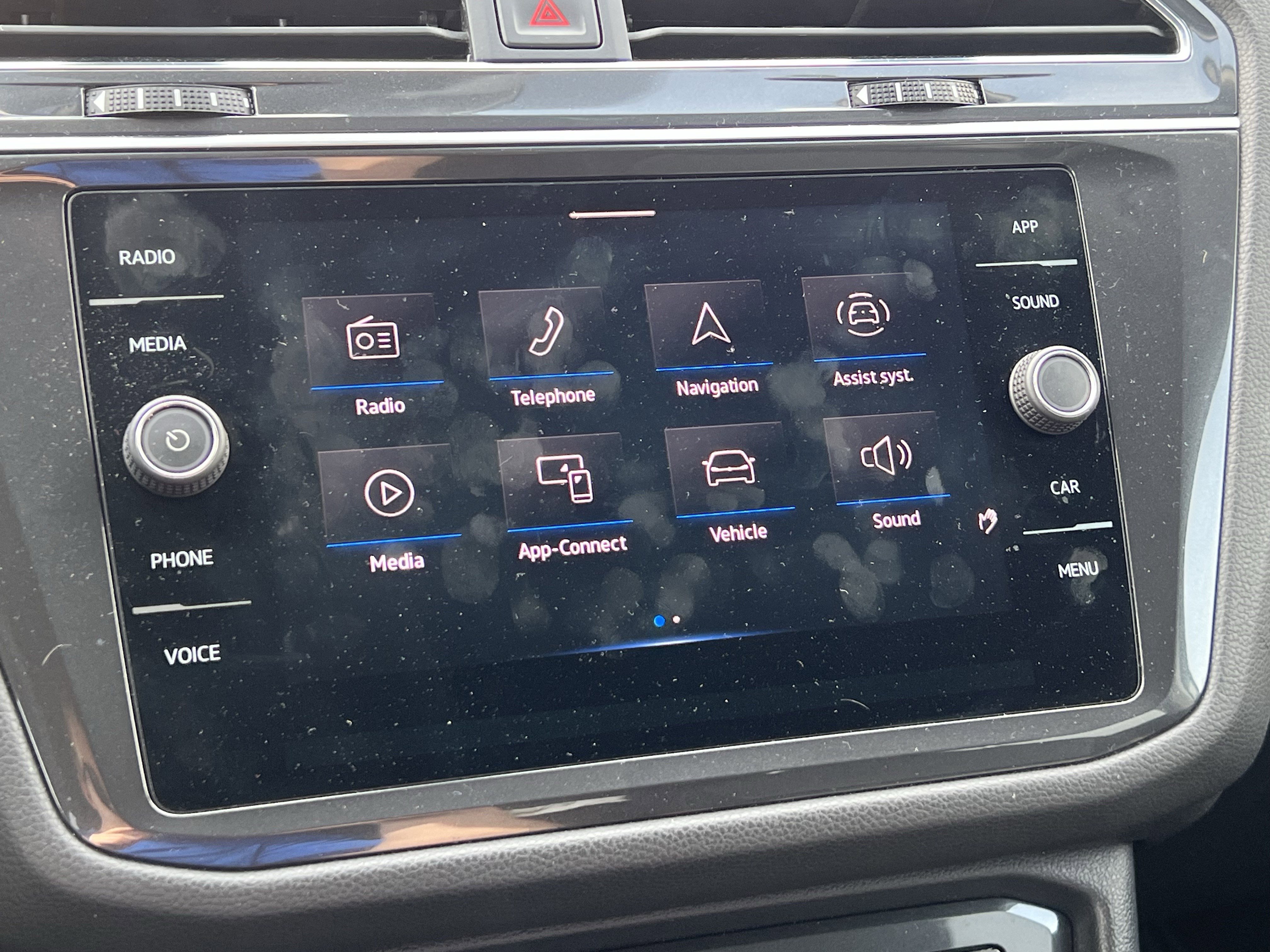 Used 2022 Volkswagen Tiguan SE image 24