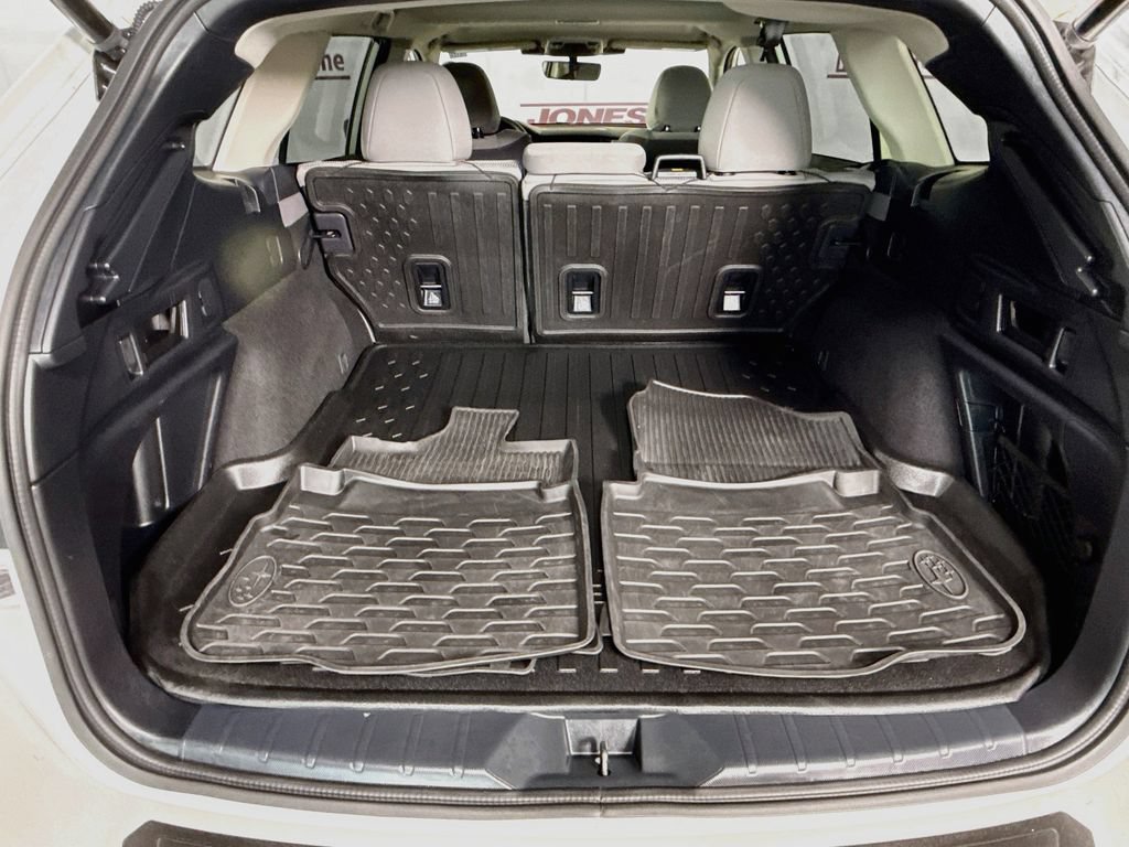 Used 2025 Subaru Outback Premium AWD/4WD image 29