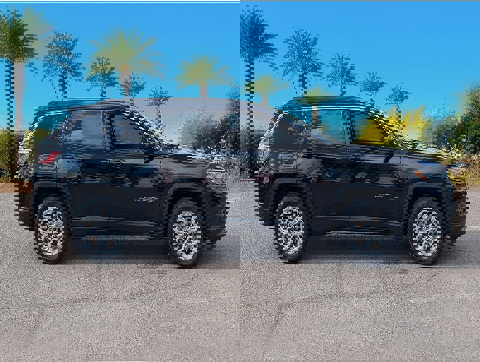 Used 2025 Jeep Compass Latitude image 6