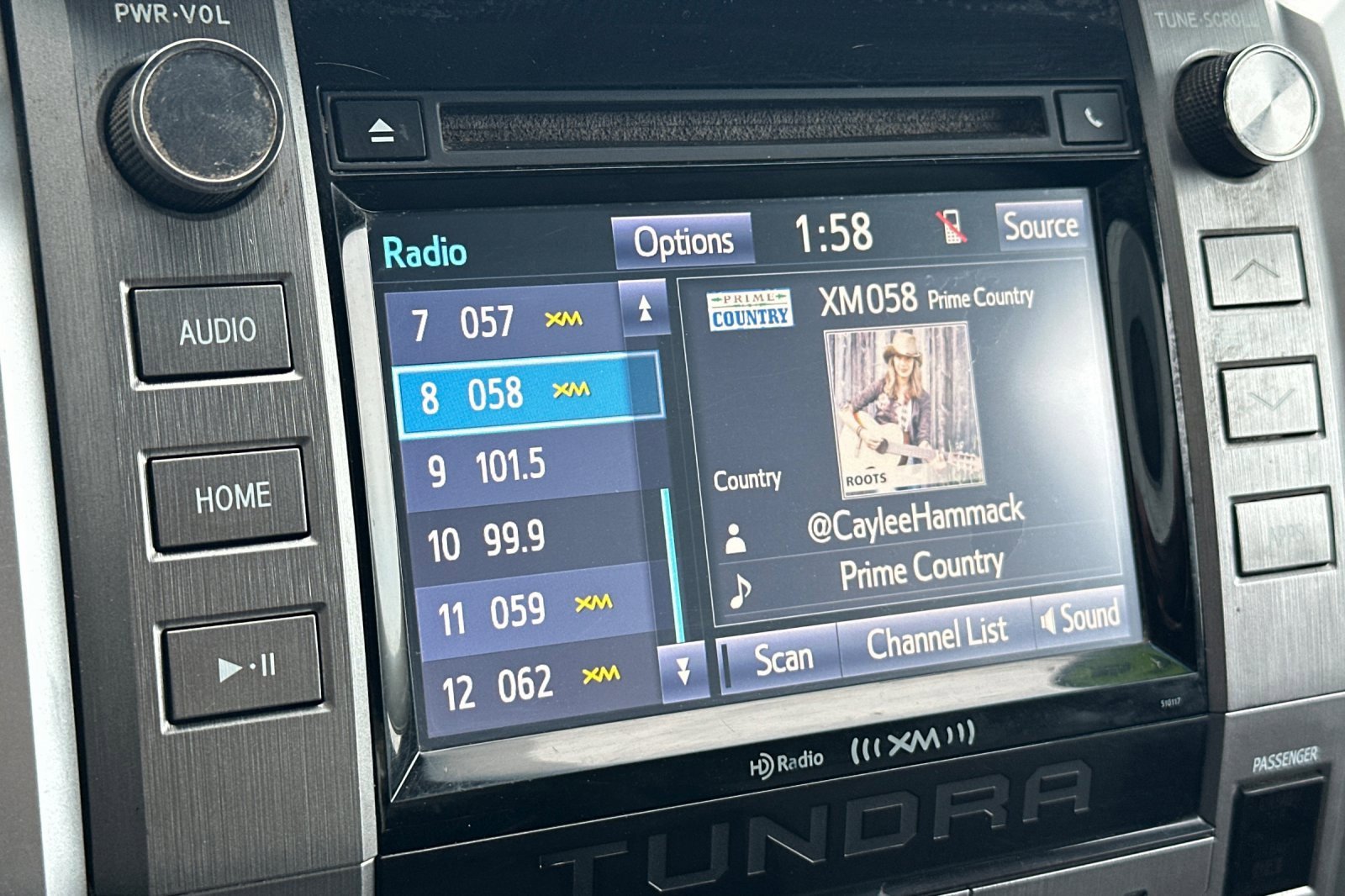 Used 2017 Toyota Tundra SR5 w/ TRD Off Road Package image 14