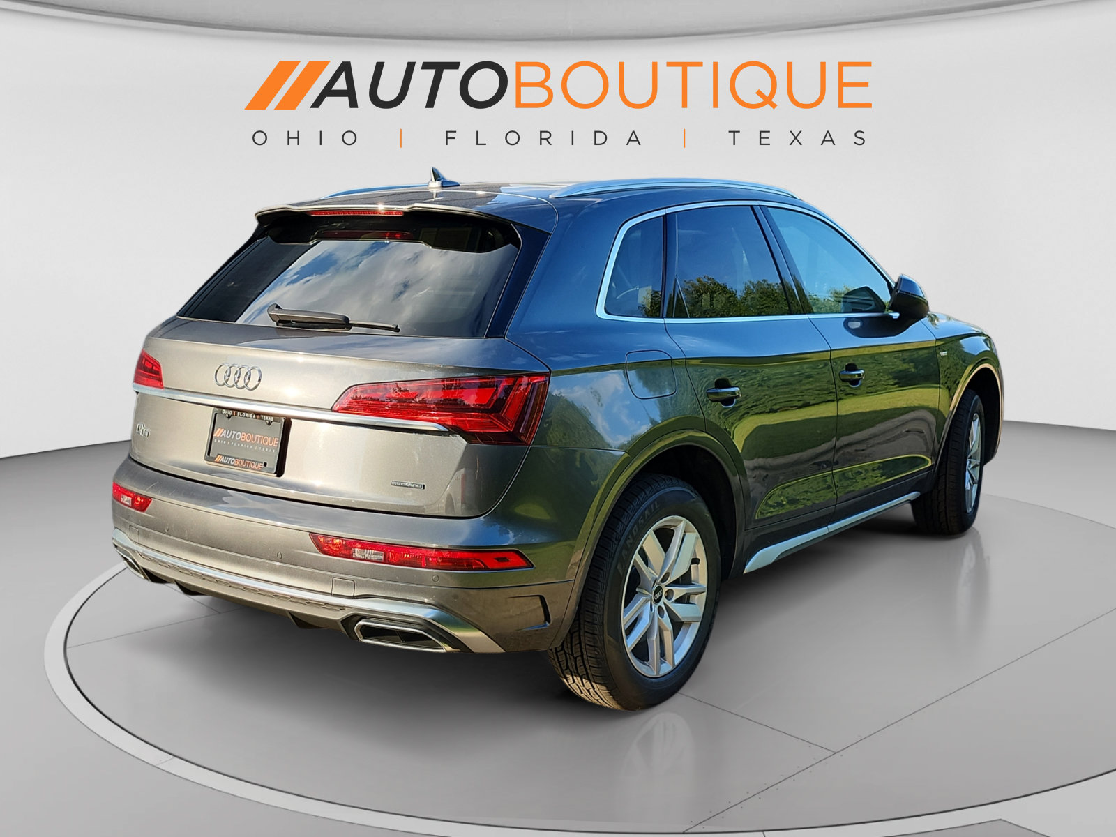 Used 2023 Audi Q5 2.0T Premium w/ Convenience Package AWD/4WD image 5