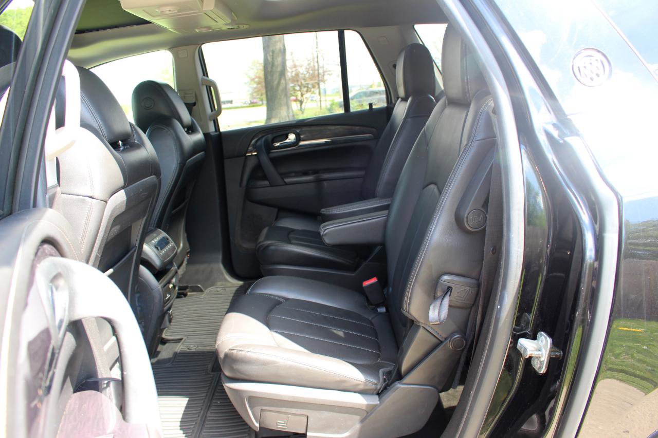 Used 2016 Buick Enclave Leather AWD/4WD image 35