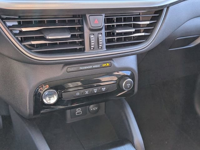 Used 2024 Ford Escape SE image 19