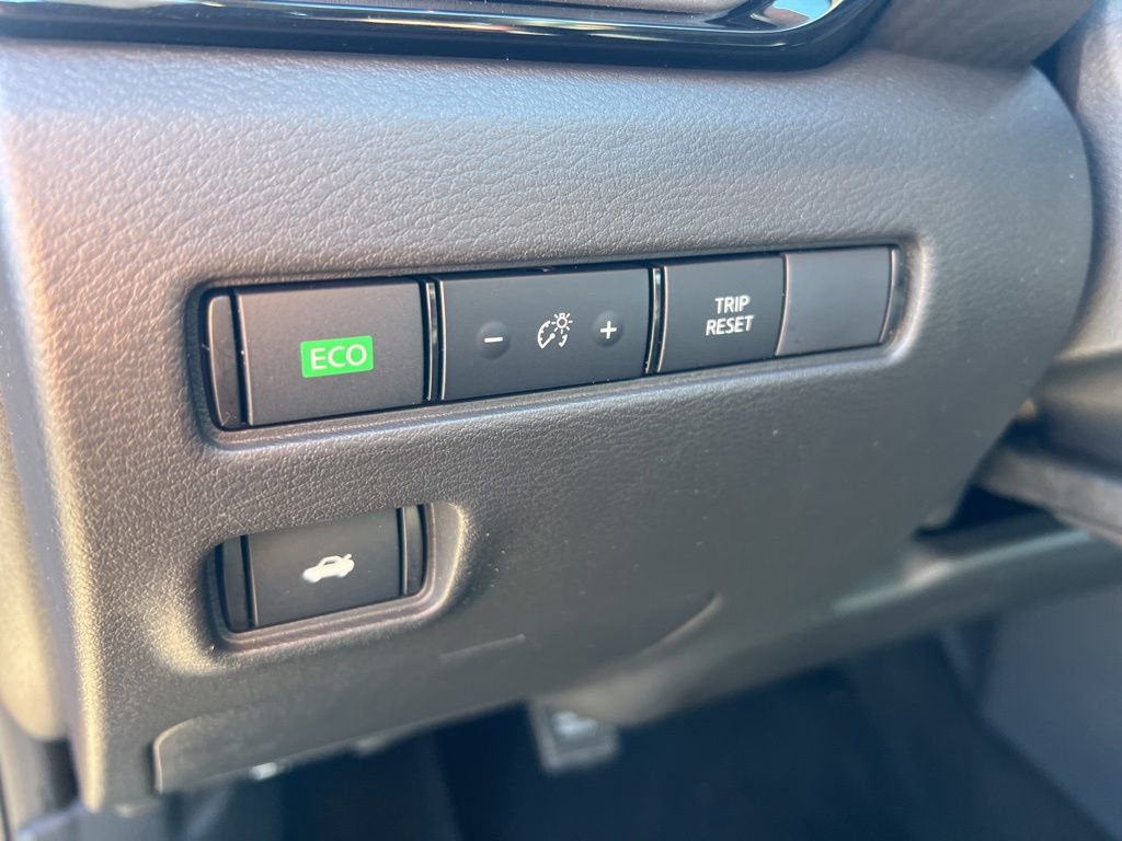 Certified 2024 Nissan Sentra SV image 47