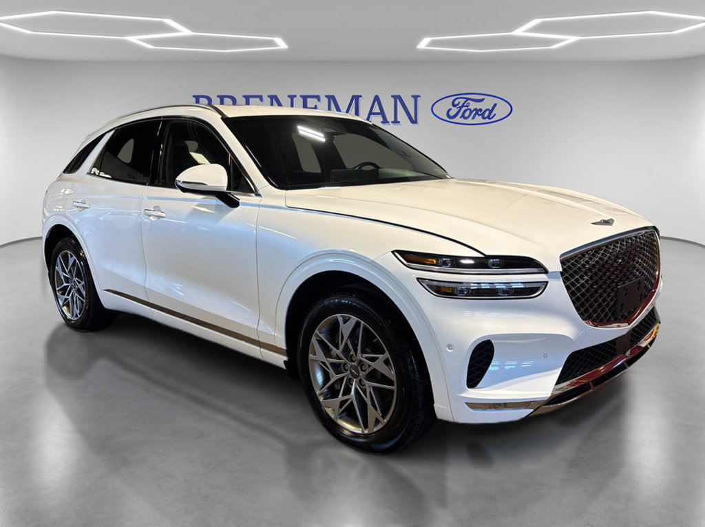 Used 2023 Genesis GV70 2.5T w/ Advanced Package AWD/4WD image 3