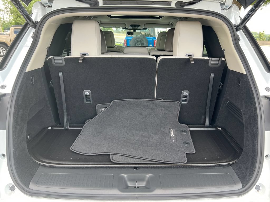 Certified 2026 INFINITI QX60 Luxe w/ Cargo Package FWD image 19