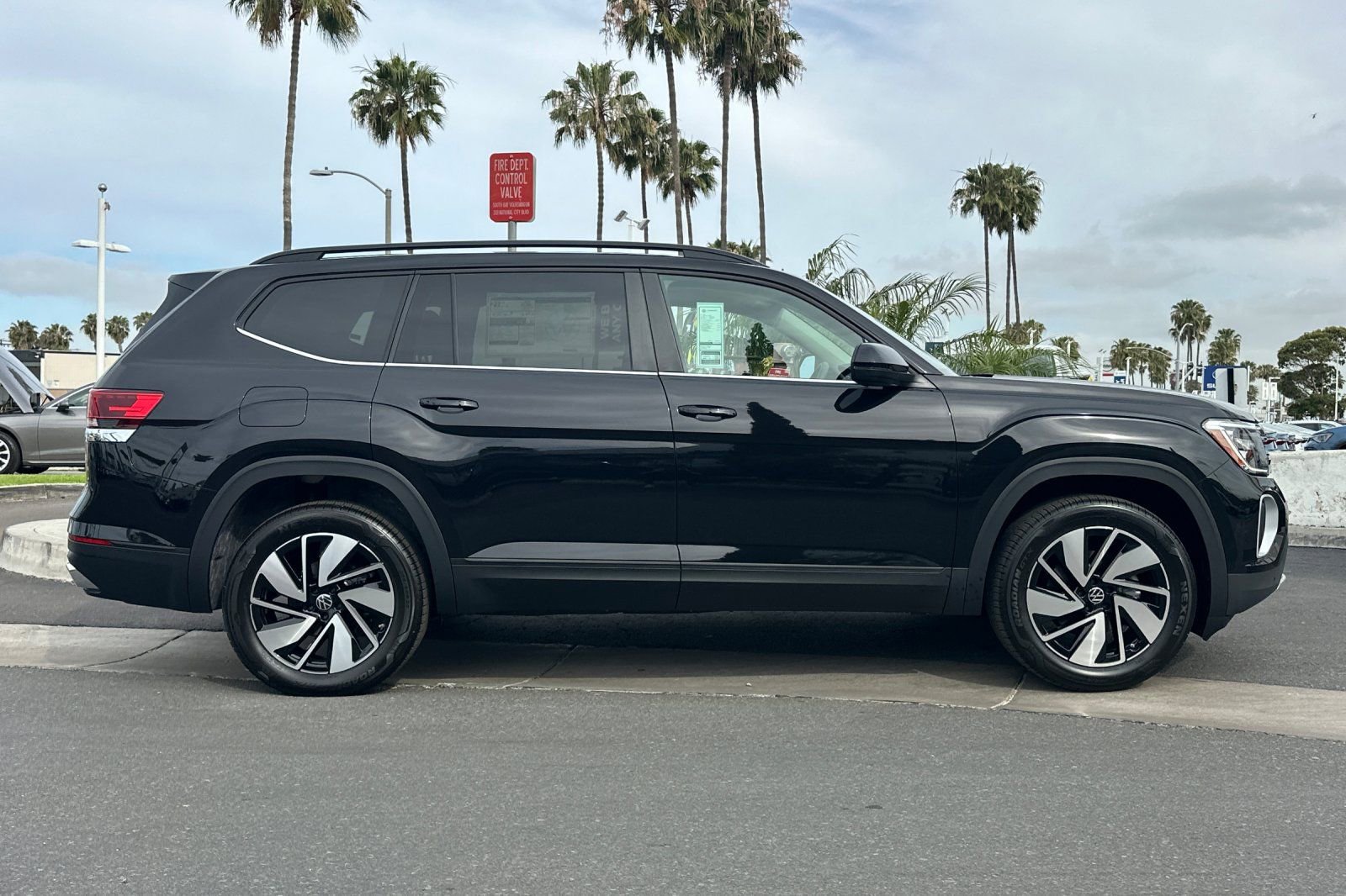 New 2026 Volkswagen Atlas SE AWD/4WD image 4