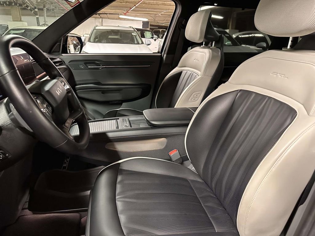 Used 2024 Kia EV9 GT-Line image 15